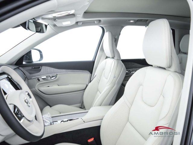 VOLVO XC90 B5 AWD Mild hybrid Diesel Plus Bright 7 Sedili