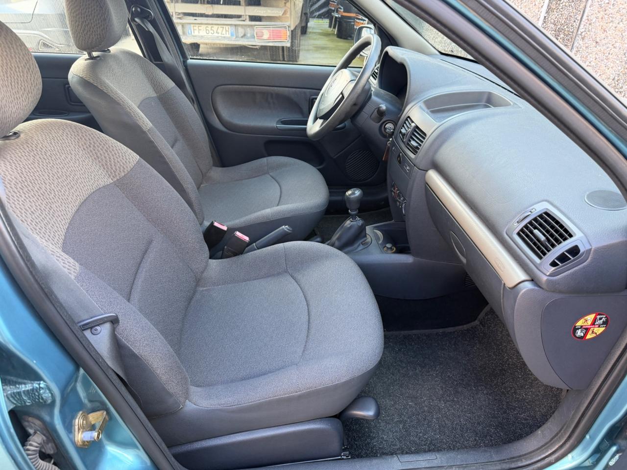 RENAULT CLIO 1.2 BENZINA UNI PROP 48.000KM