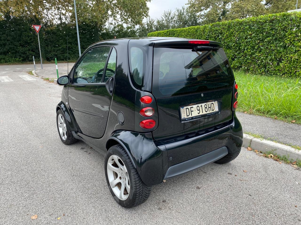 Smart ForTwo 700 coupé pure (45 kW)