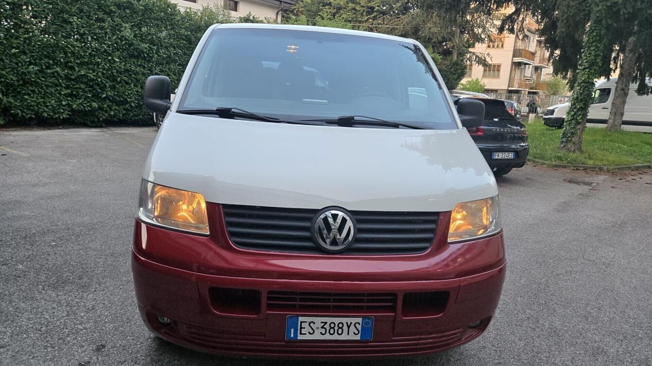 Volkswagen Transporter Caravelle 1.9 TDI/102CV PL