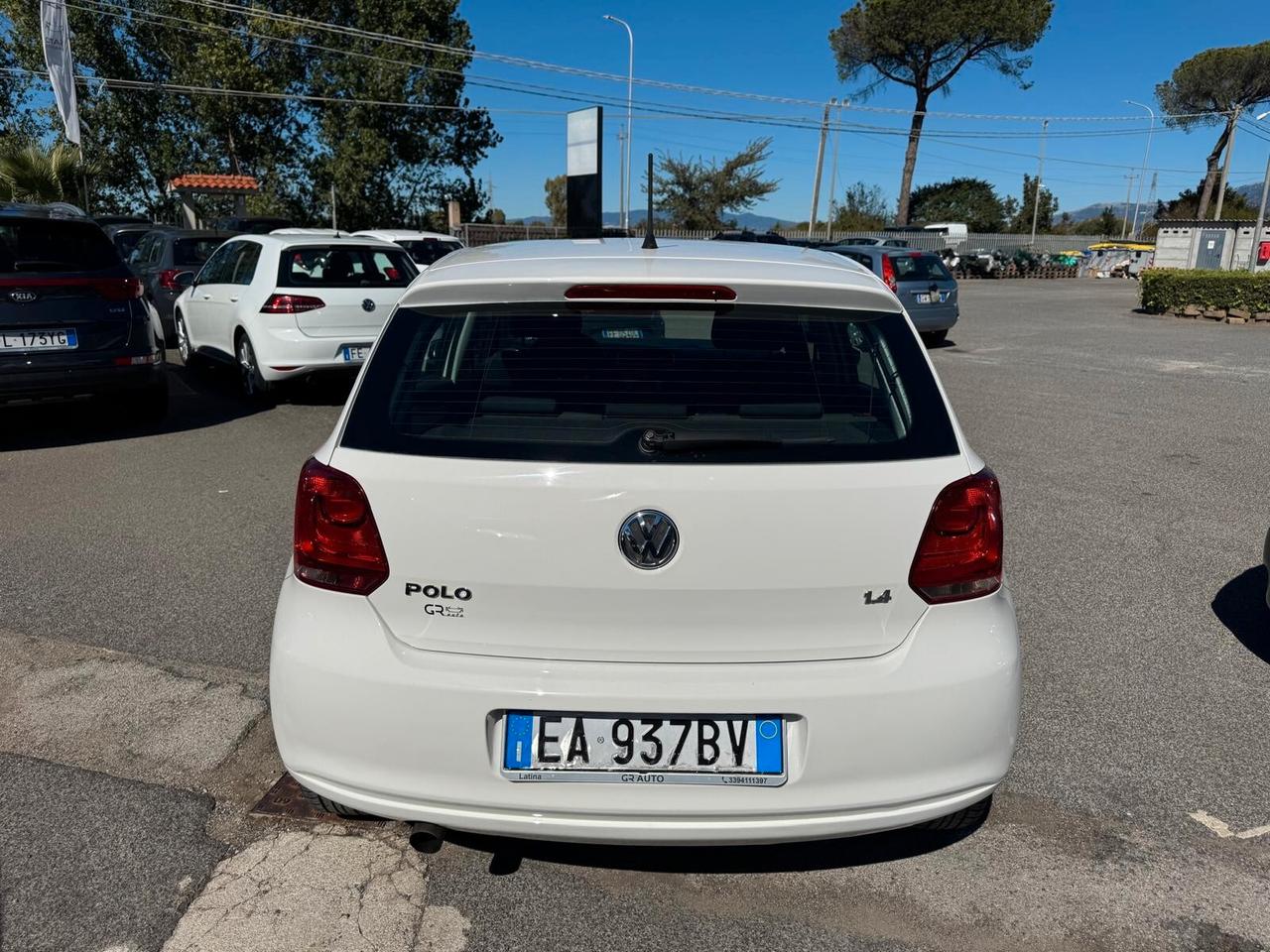Volkswagen Polo 1.4 BENZ 5P COMFORTLINE 2011