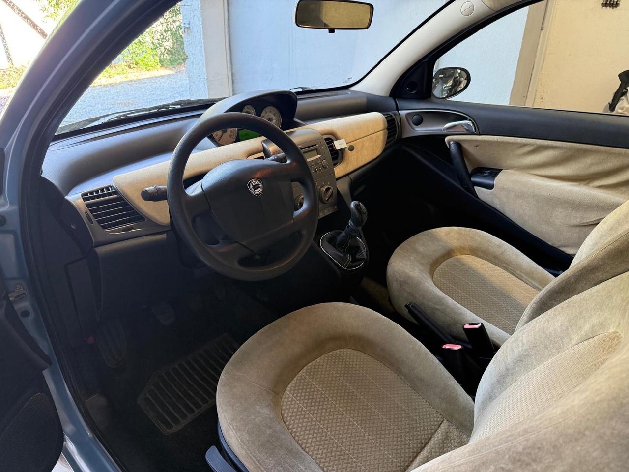 Lancia Ypsilon 1.2 benzina