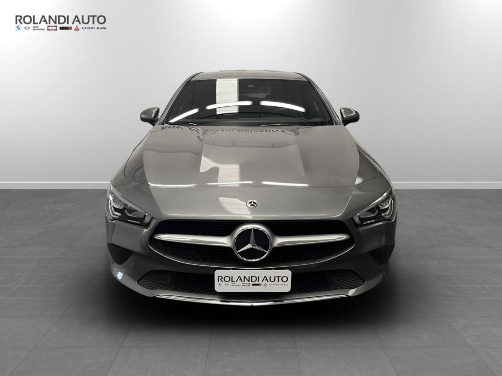 Mercedes CLA Shooting Brake 200 D Sport 8G-DCT