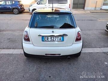 Mini 1.6 16V One (72kW)