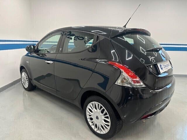 Lancia Ypsilon 1.2 69 CV 5 porte