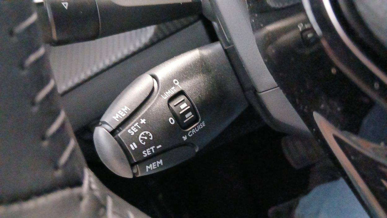 PEUGEOT 208 2ª serie - 208 Hybrid 110 e-DCS6 5 porte Allure