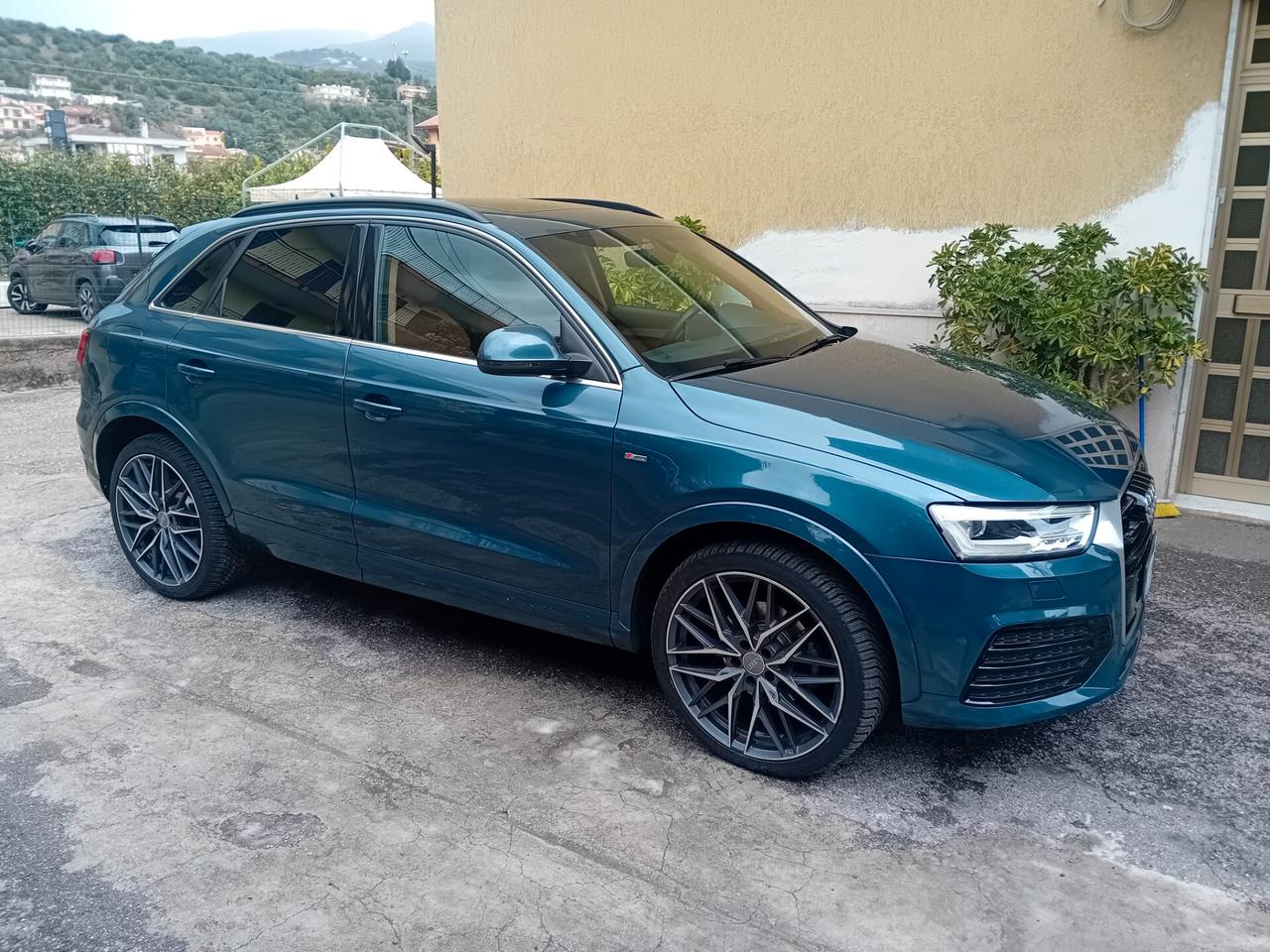 Audi Q3 2.0 TDI 184 CV S tronic quattro edition Sport