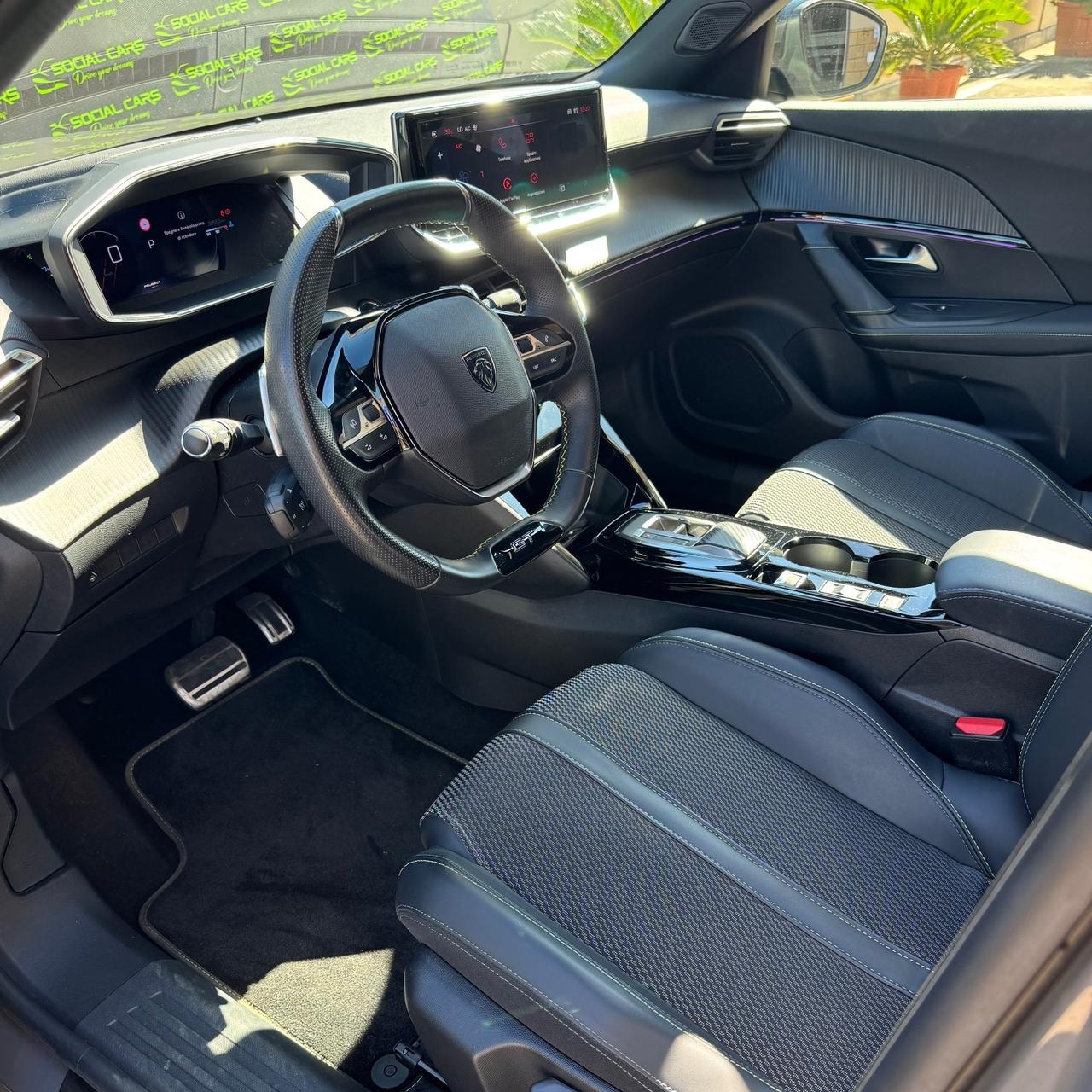 Peugeot 2008 BlueHDI GT FULL OPTIONAL