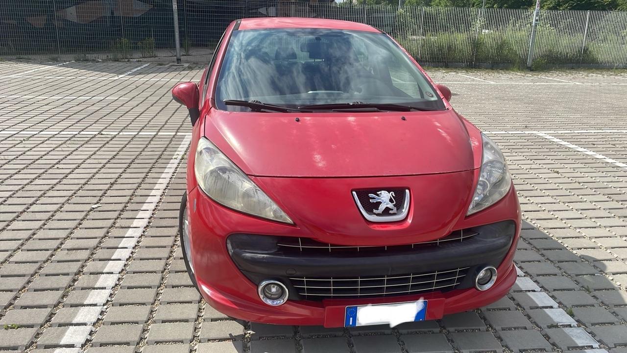 Peugeot 207 1.4 95cv 5p. XSI