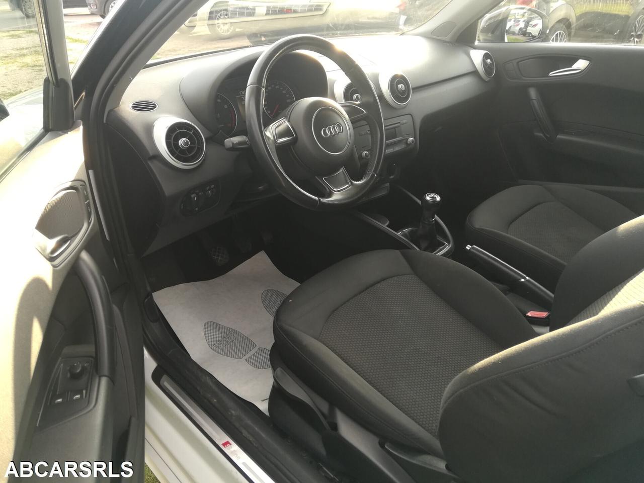 Audi A1 1.2 TFSI S line edition plus