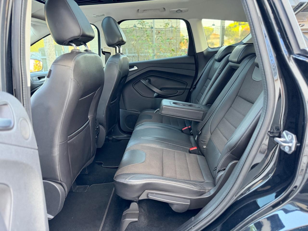 Ford Kuga 2.0 TDCI 180 CV S&S 4WD Powershift Titanium X