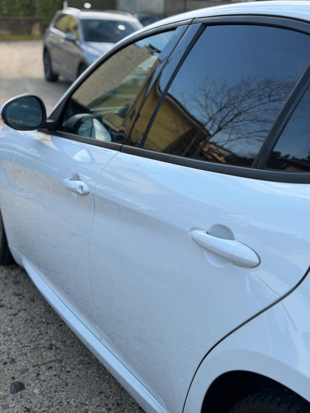 Alfa Romeo GIULIA 2.2d 150 CV SUPER KMCERT GARANZ