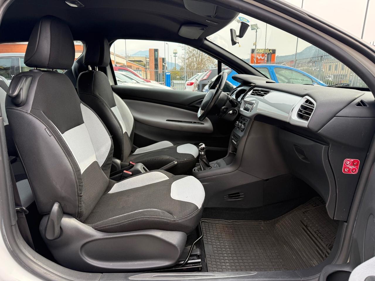 DS3 1.4 DIESEL 68CV ANNO 2010-OK NEOPATENTATI