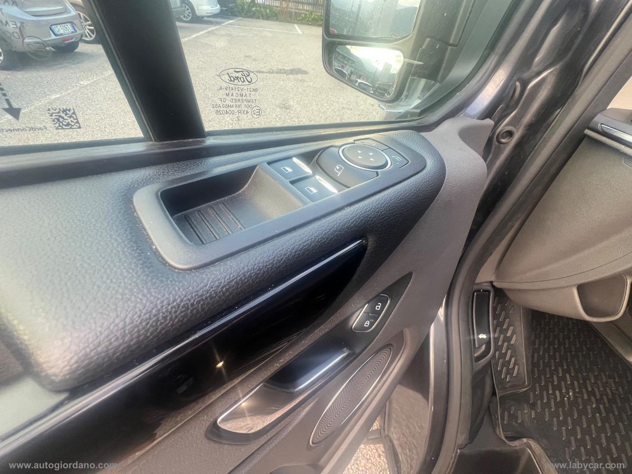 FORD Tou.Cust. 320 2.0 TDCi 130 aut. PC Tit.