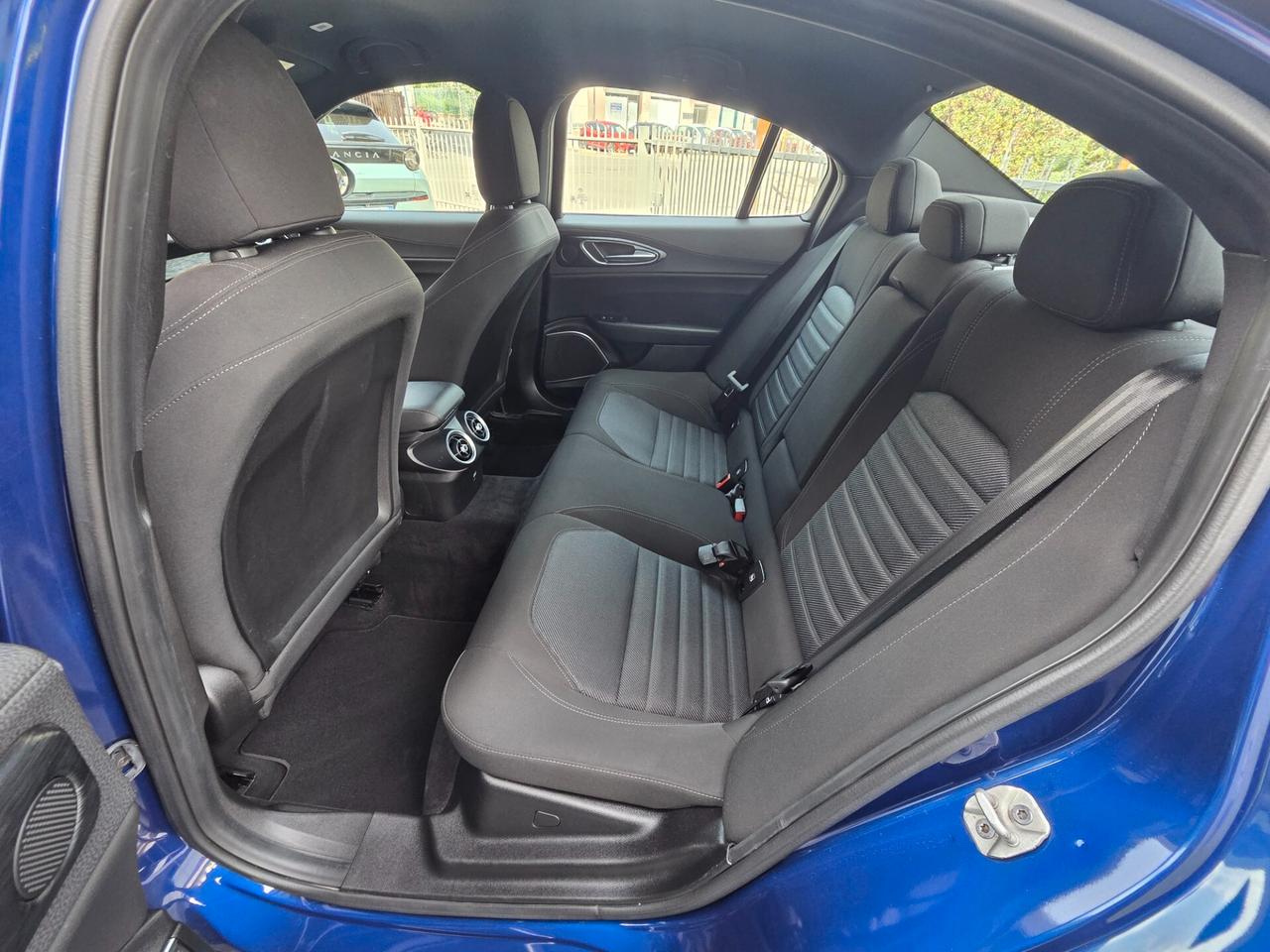 Alfa Romeo Giulia 2.2 190cv AUT. / CERCHI 19"