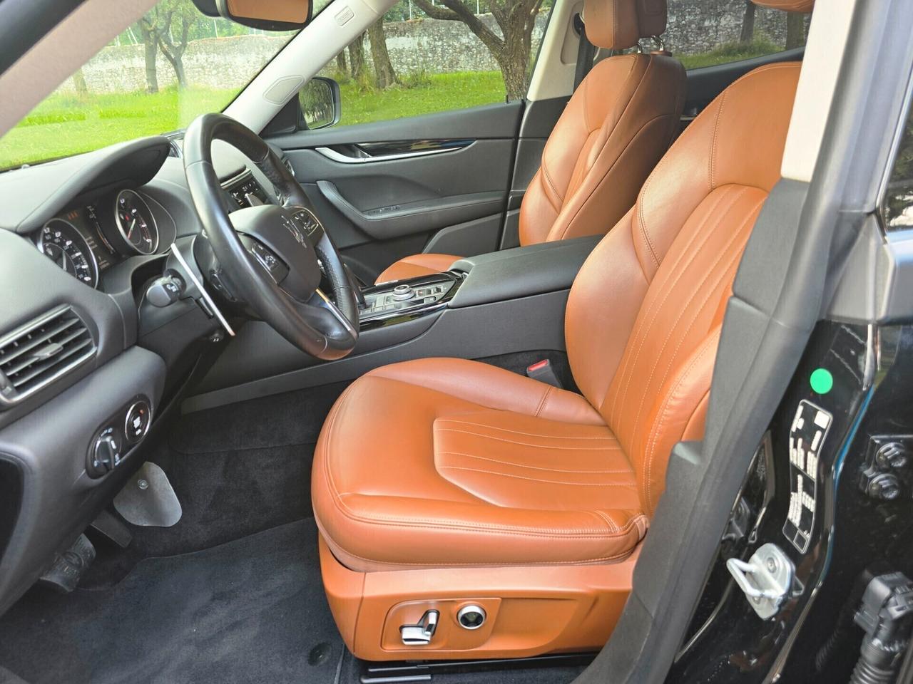 Maserati Levante V6 AWD 350 CV BENZINA - 2021