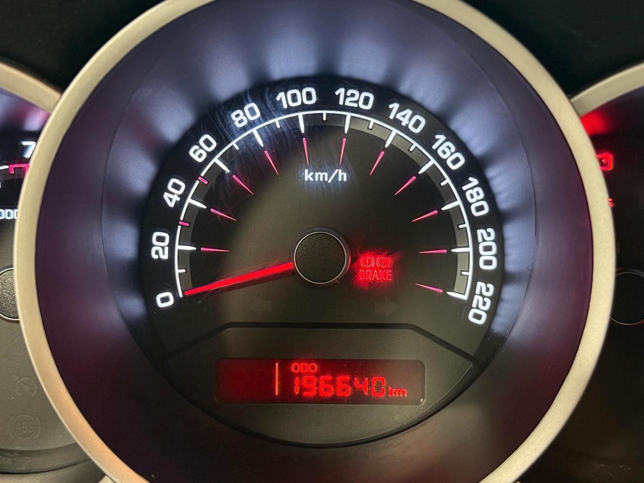 KIA VENGA 1.4 EcoGPL Cool 90cv DEL 2014 TETTO APRIBILE