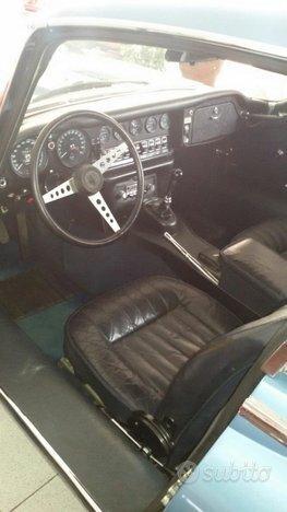 Italiana targa Milano