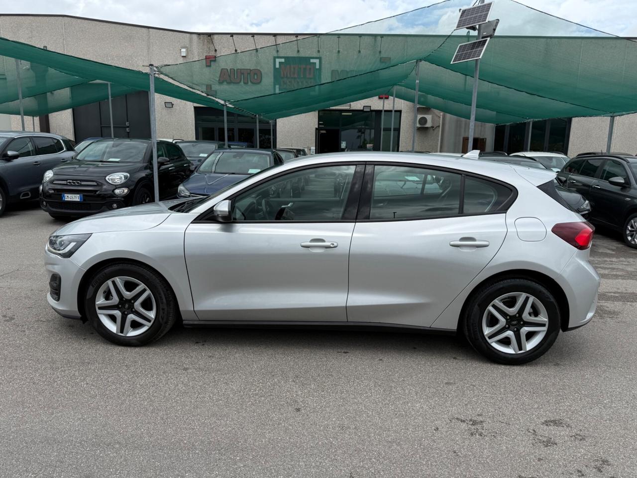 Ford Focus Berlina 1.5 120 CV 5p. N1 AUTOCARRO