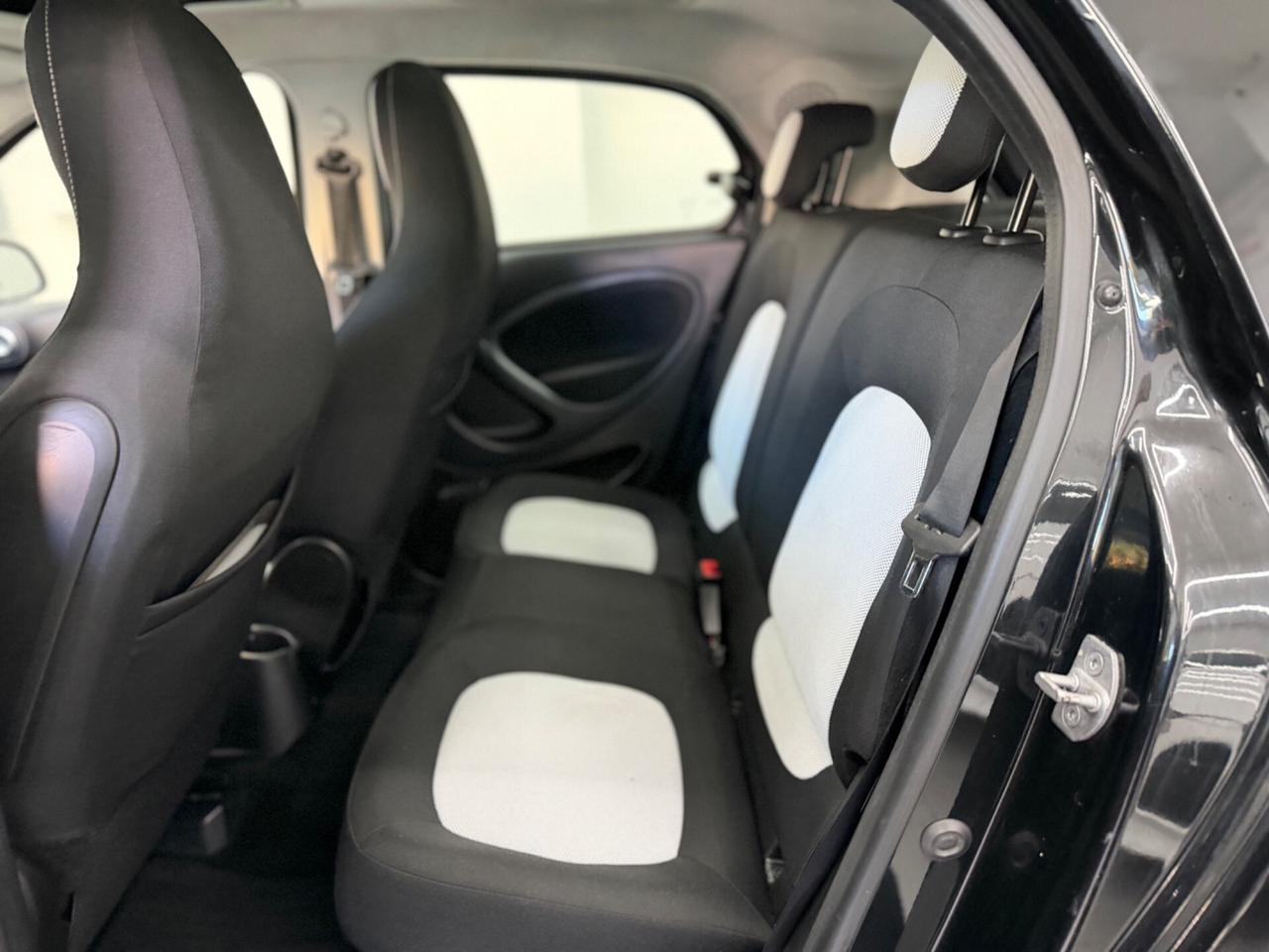 Smart ForFour 70 1.0 Passion 2016