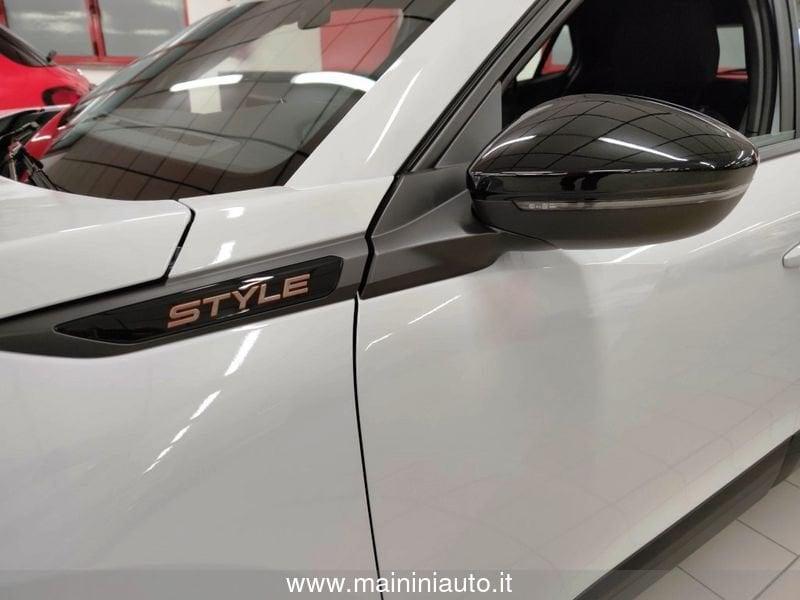 Peugeot 2008 1.2 100cv Style + Car Play "SUPER PROMO"