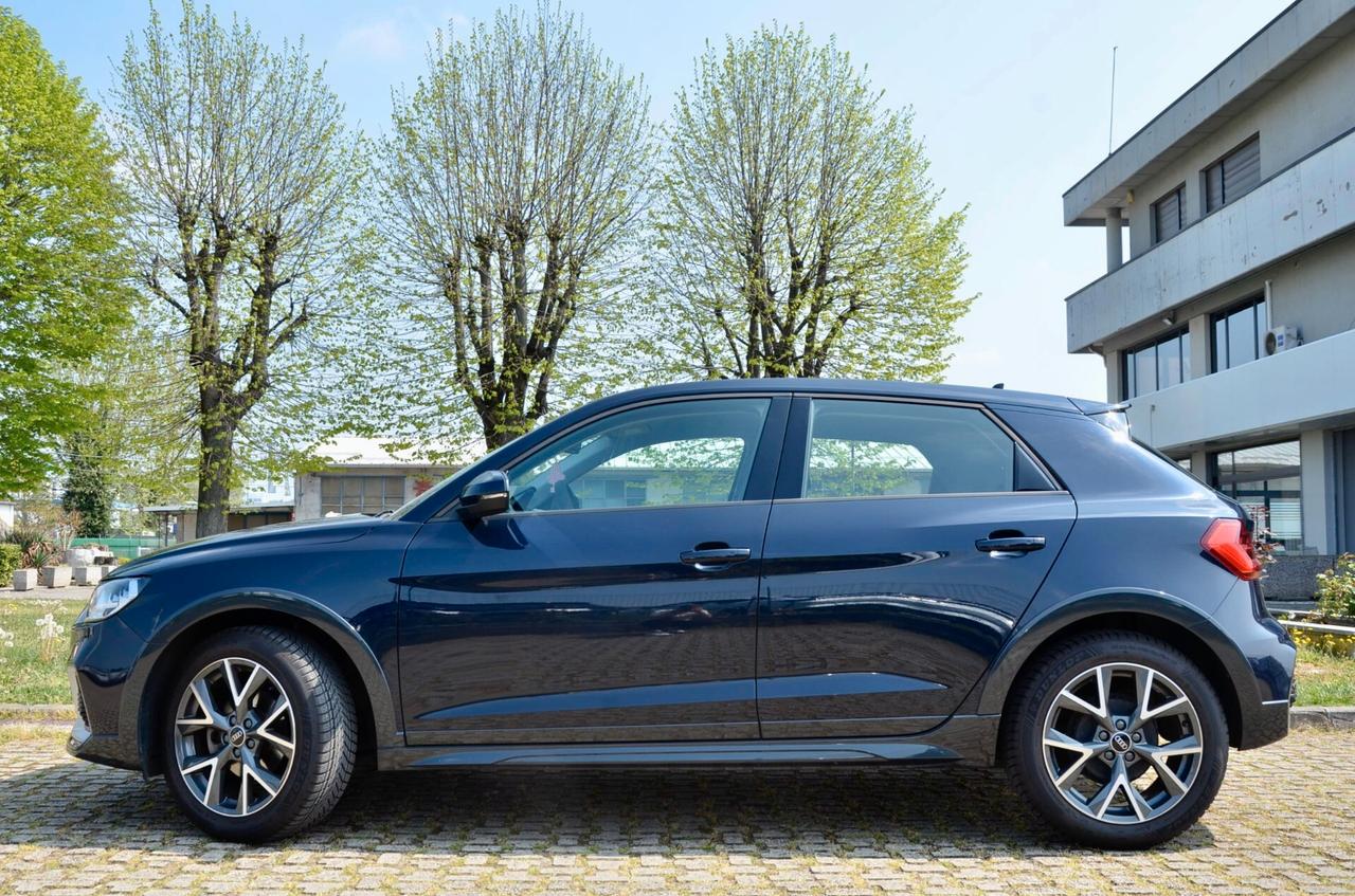 AUDI A1 CITYCARVER 25 1.0 TFSI ADMIRED 95cv, UFF ITALIANA, EURO 6D, KEYLESS, APPLE ANDROID, PERMUTE