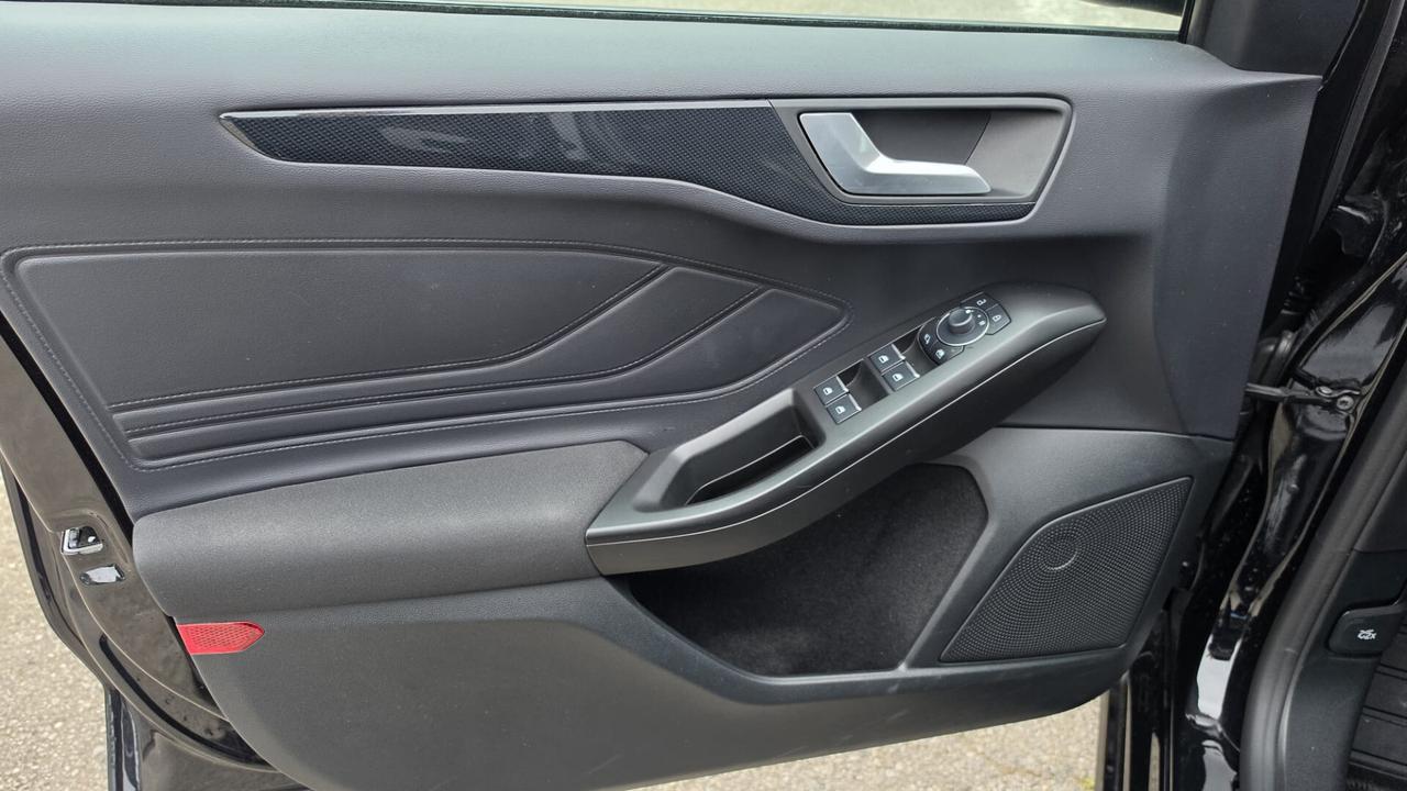 Ford Focus 1.0 EcoBoost Hybrid 125 CV 5p. ST-Line X UNICO PROPRIETARIO OK NEOPATENTATI