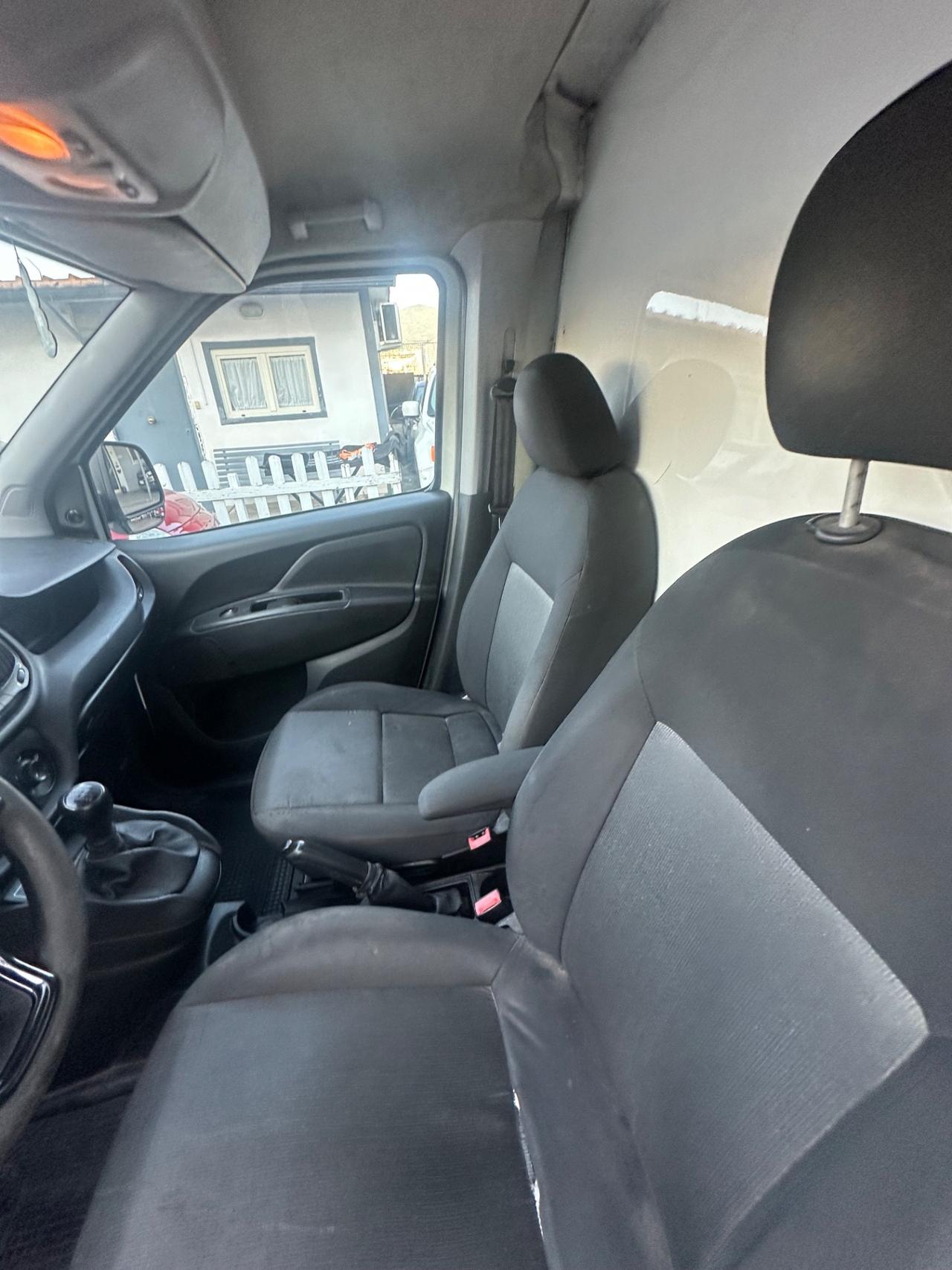 Fiat Doblo coibentato
