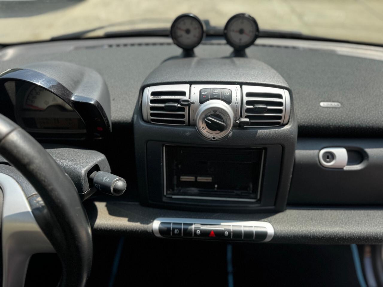 Smart ForTwo 800 40 kW coupé passion cdi 2010
