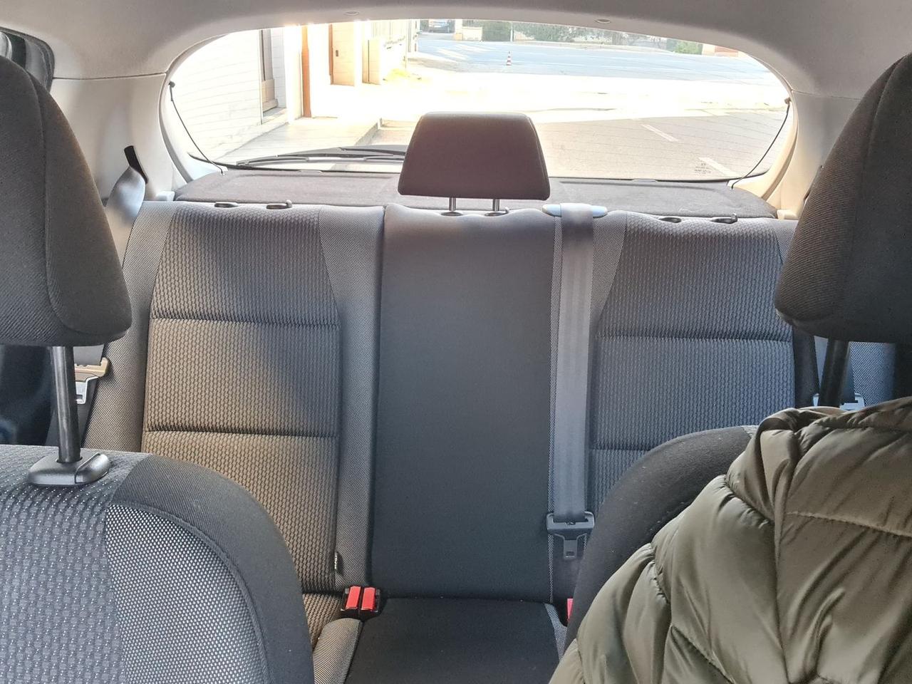 Peugeot 207 1.4 HDI FAP 70 X-Line #8141