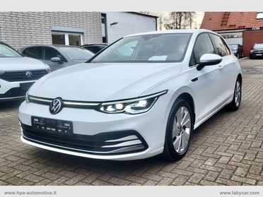 VOLKSWAGEN Golf 1.5 TSI 150CV Style NAVI IQ-LIGHT RETROCAMERA