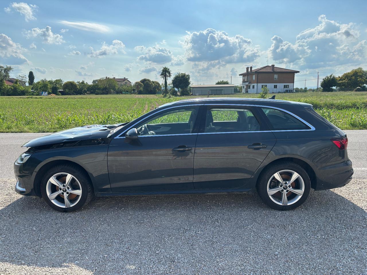 Audi A4 Avant 30 TDI/136 CV S tronic Business