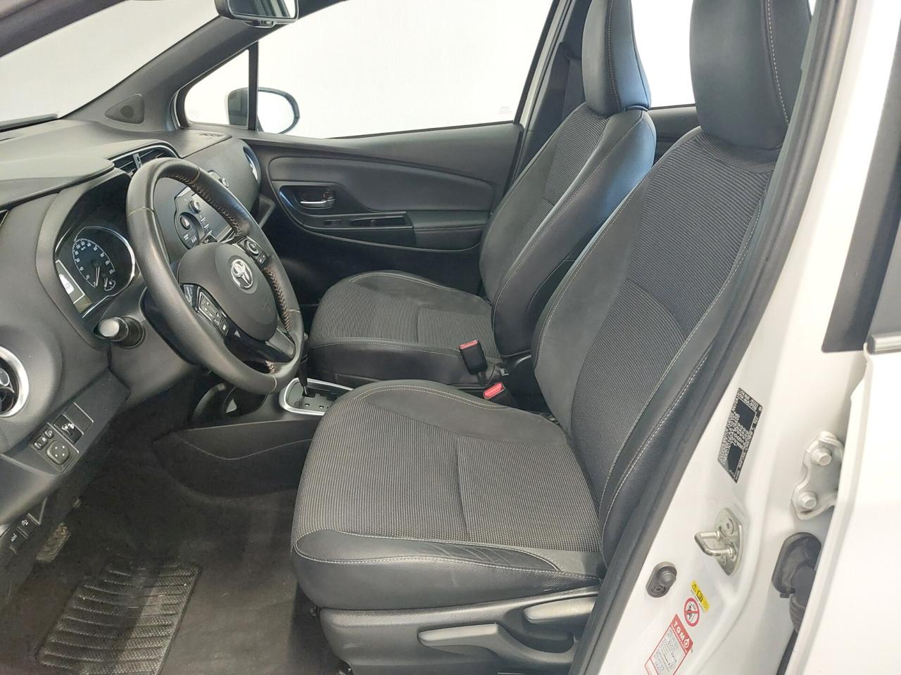 TOYOTA Yaris 3ª serie Yaris 1.5 Hybrid 5 porte...