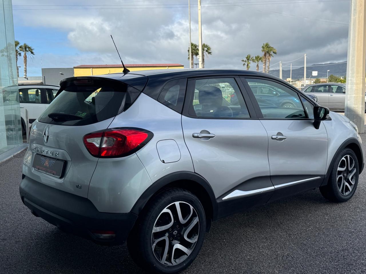 Renault Captur 1.5 dCi 8V 90 CV EDC Energy R-Link