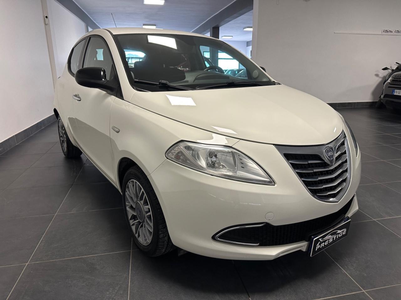 LANCIA YPSILON 0.9 NEOPATENTATI 86CV AUTOMATICA UNIPRO