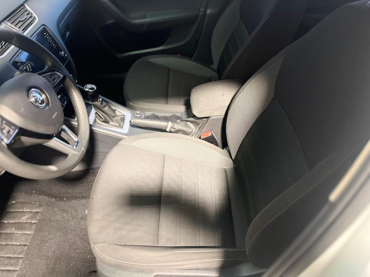 Skoda Octavia 1.4 TSI Wagon Ambition G-Tec