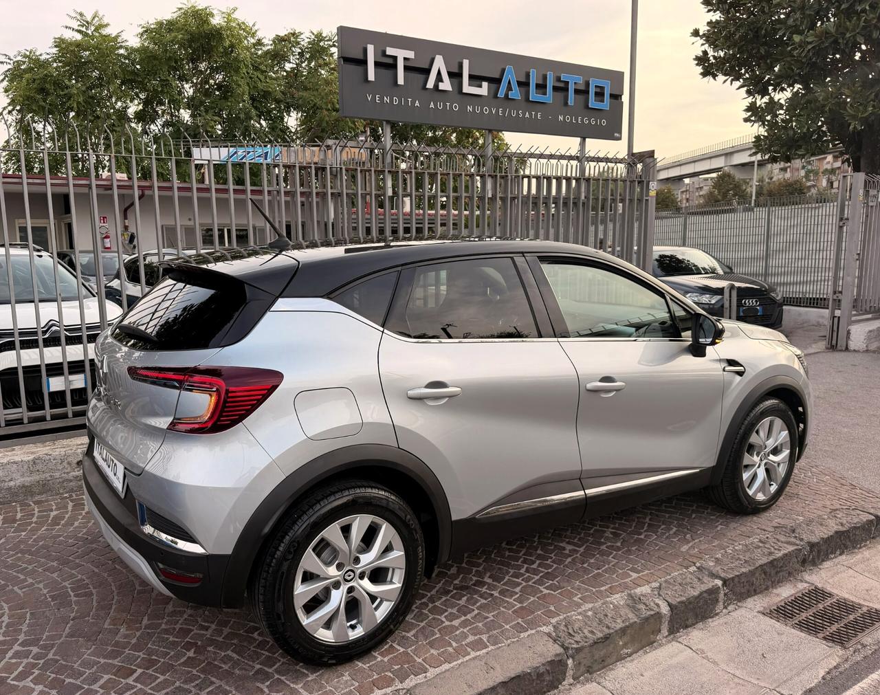Renault Captur 1.3TCE 140CV INTENS