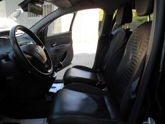 Lancia Ypsilon 1.2 69 CV 5 porte KM 95000