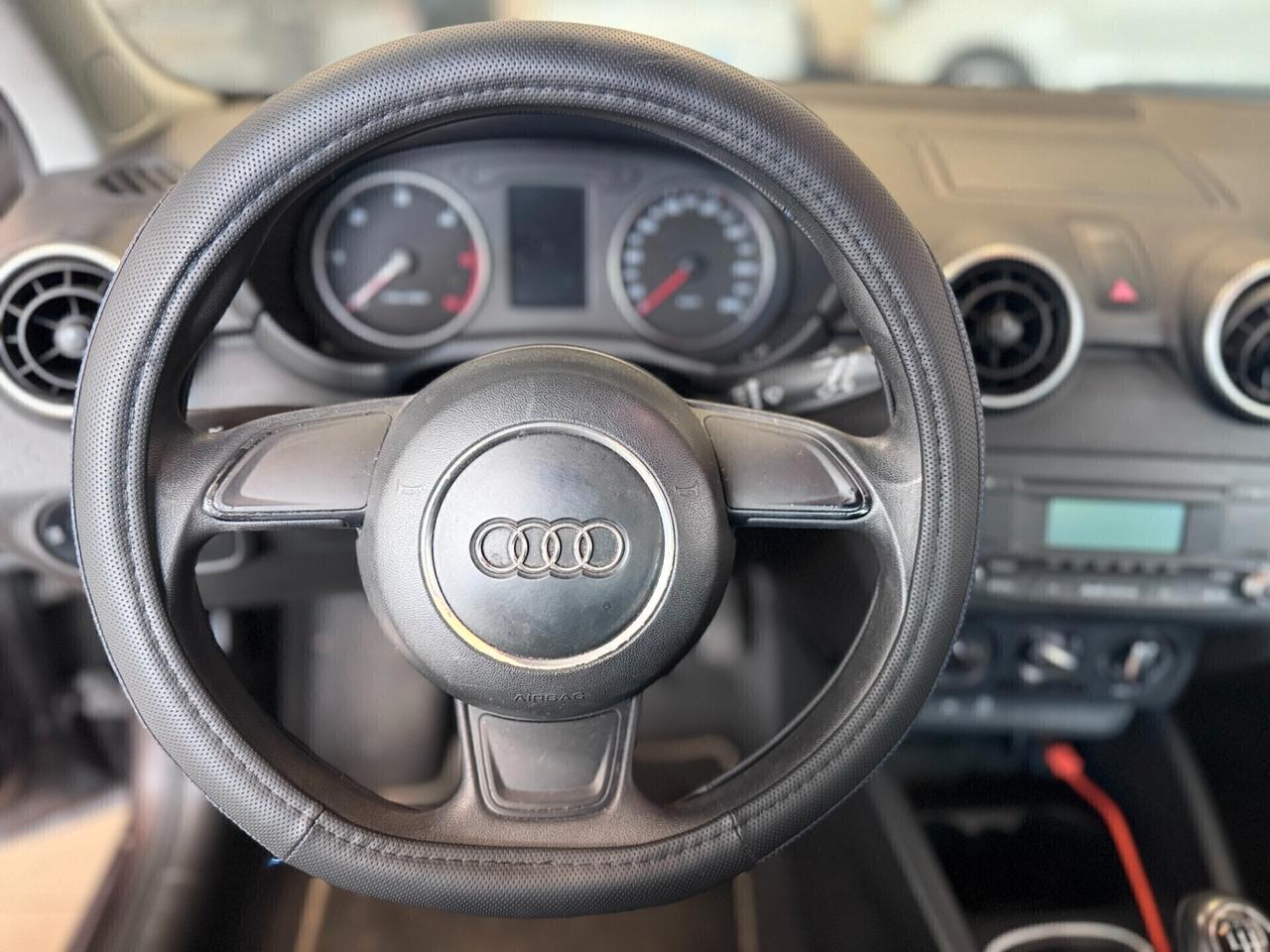 Audi A1 1.6 TDI 105 CV Ambition VISIBILE SU APPUNTAMENTO