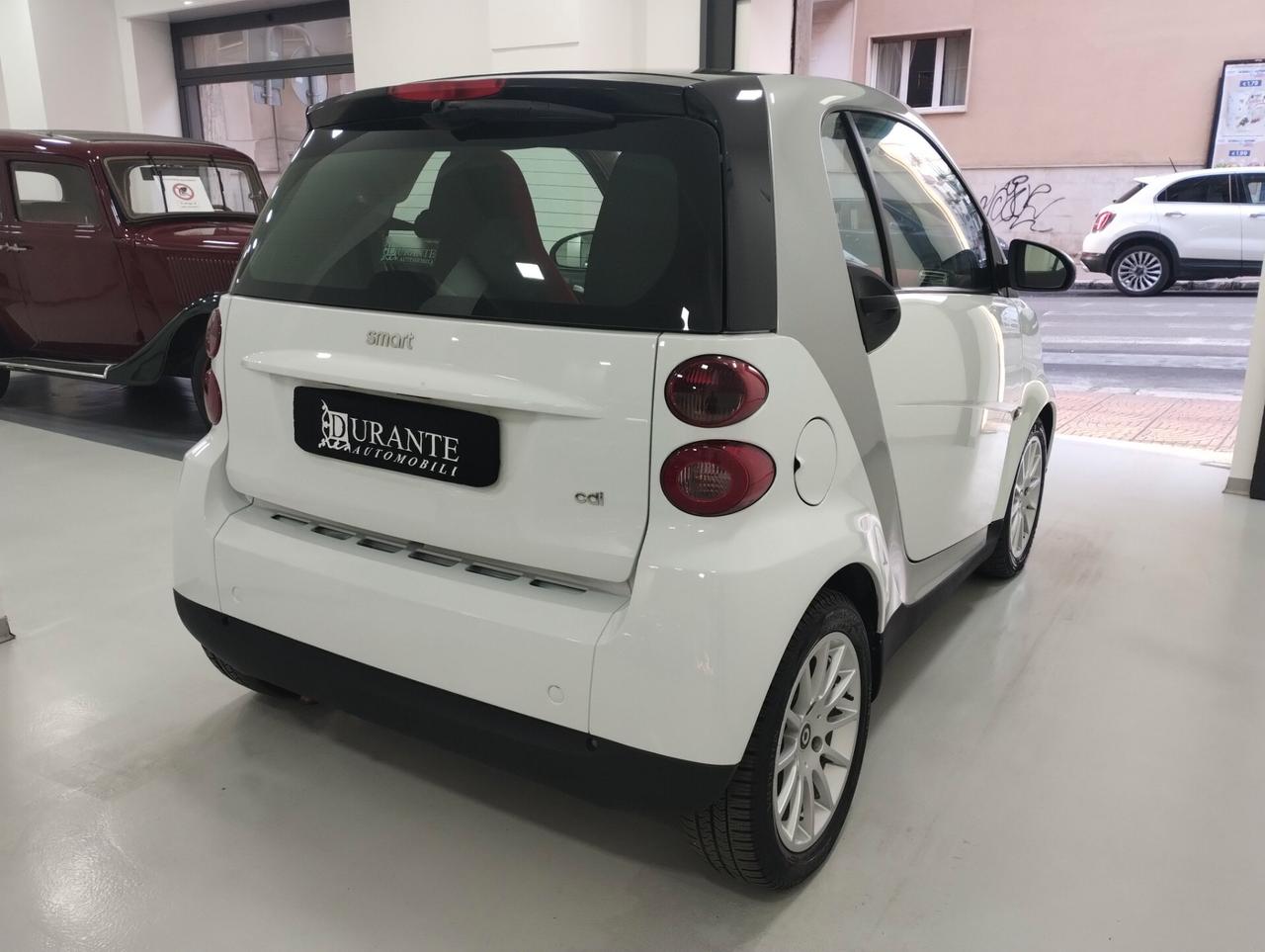 Smart ForTwo 800 CDI NEOPATENTATI 33 kW coupé passion