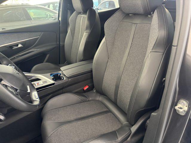 PEUGEOT 3008 GT LINE