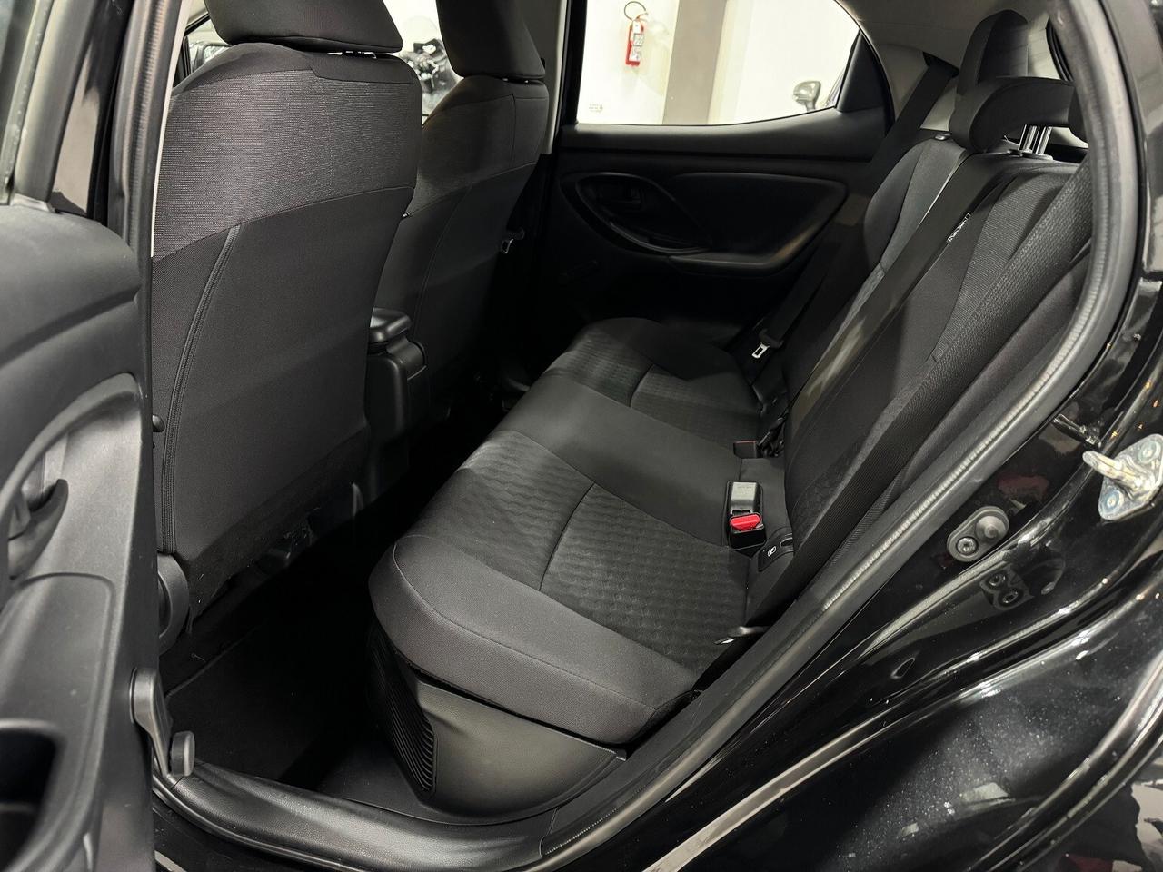 Yaris 1.5 Hybrid Business TELECAMERA PRONTA CONSEGNA