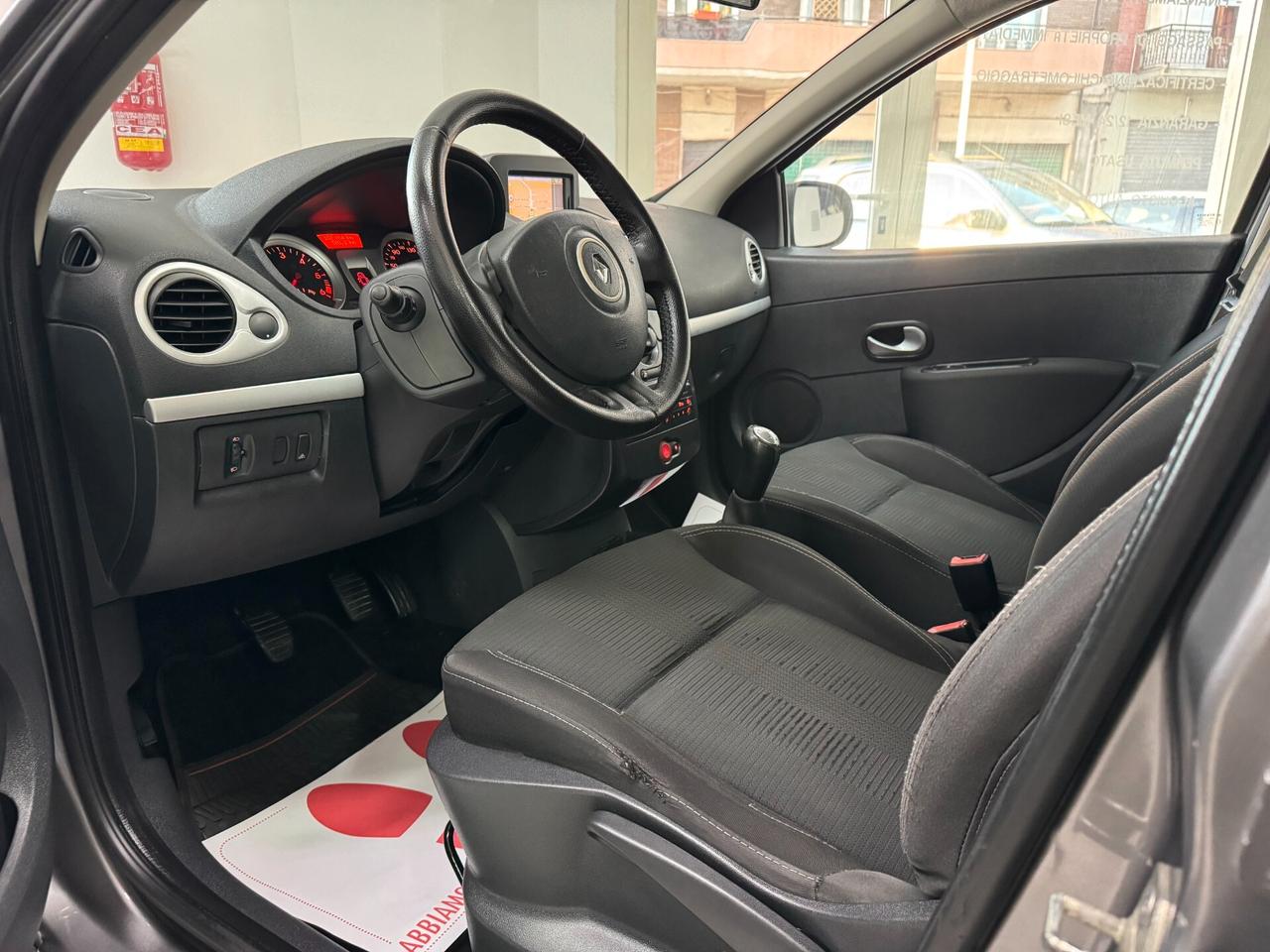 Renault Clio 1.5 dCi 75CV 5 porte / DIESEL / NEOPATENTATI /