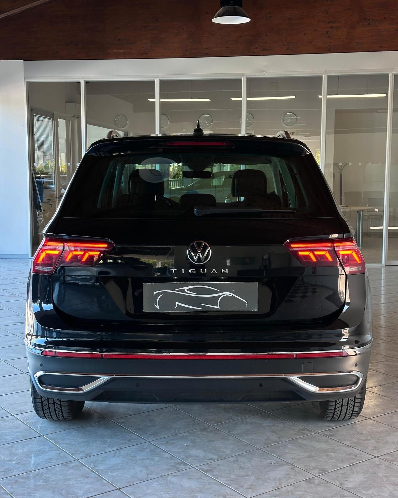 Volkswagen Tiguan 2.0 TDI 150 CV SCR DSG Elegance