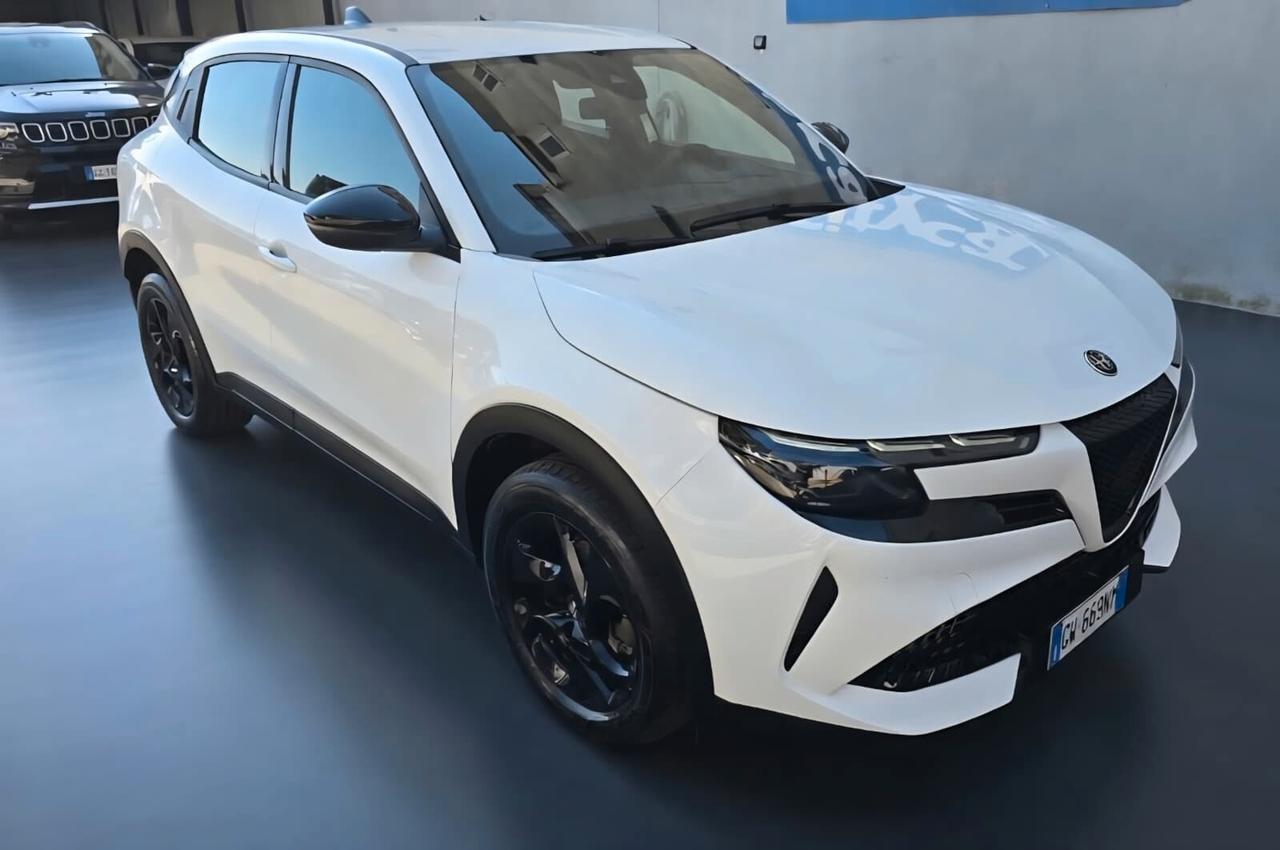 Alfa Romeo Junior 1.2 136 CV Hybrid eDCT6
