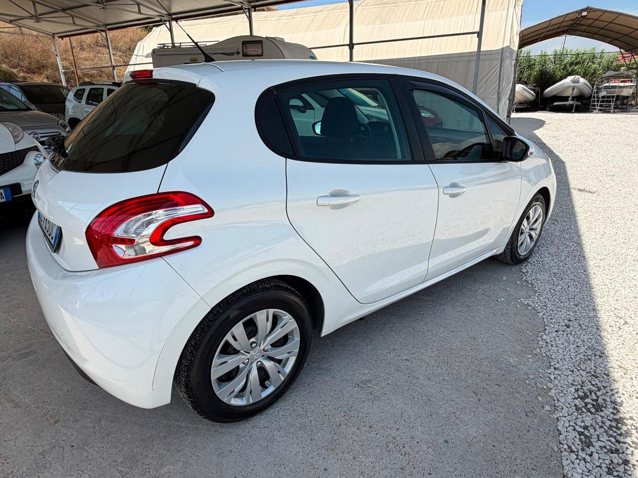 Peugeot 208 PureTech 5 porte Active