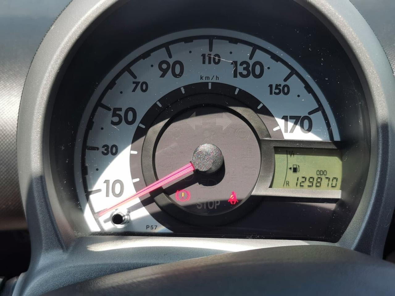 Toyota Aygo 1.0 12V VVT-i 5P. Active 2013