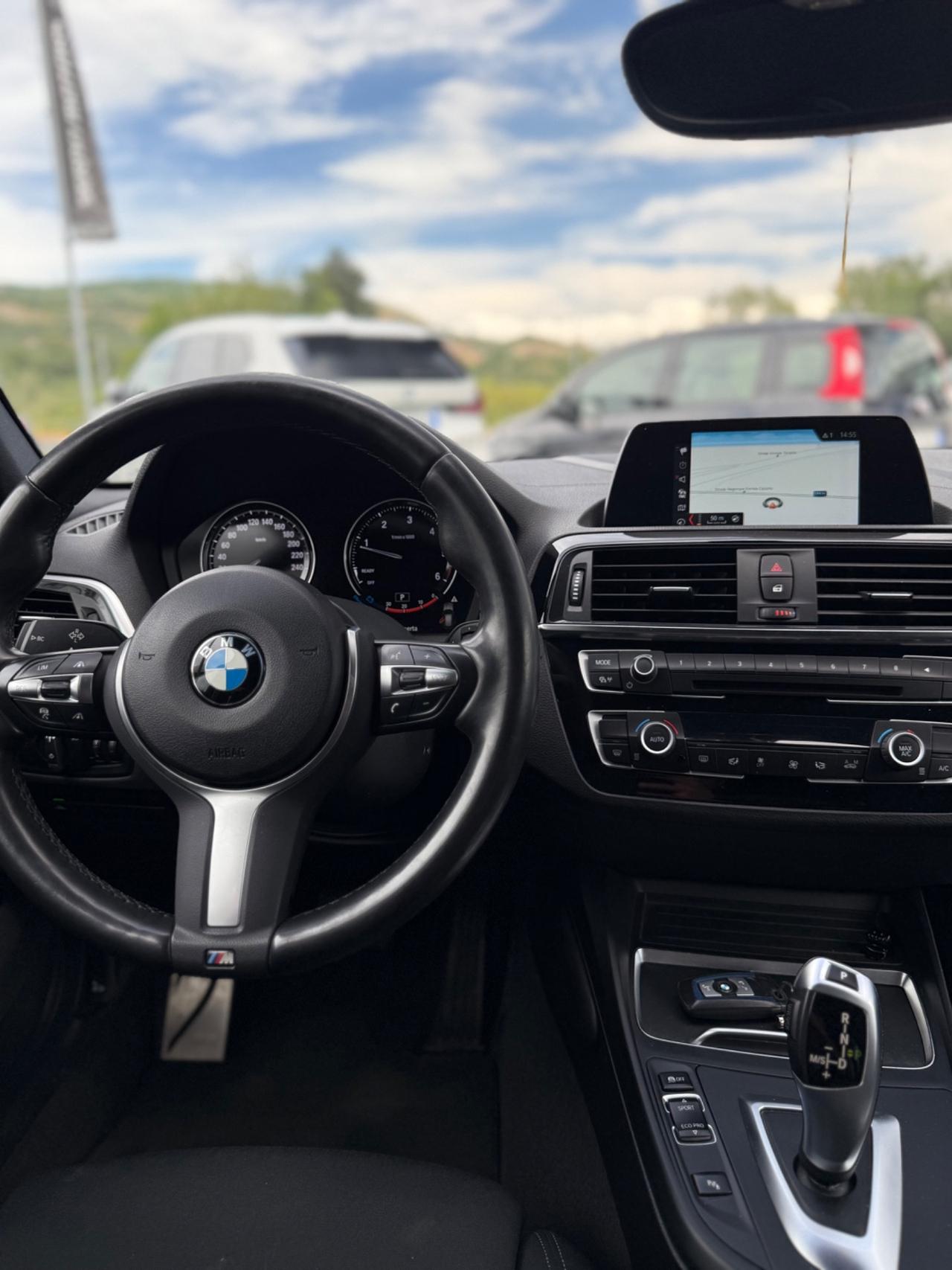 Bmw 118 118d 5p. Msport