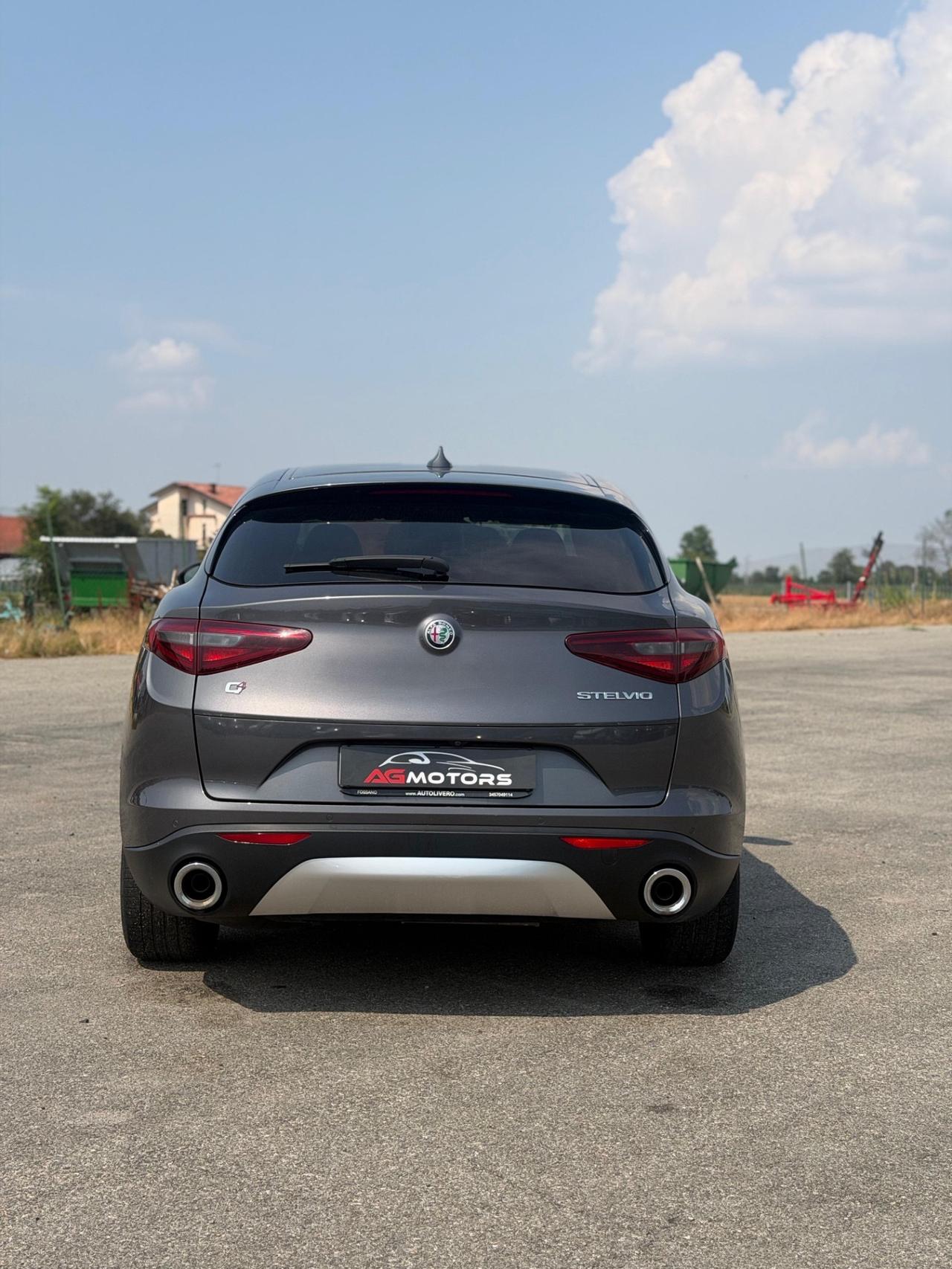 Alfa Romeo Stelvio 2.2 Turbodiesel 210 CV AT8 Q4 Super