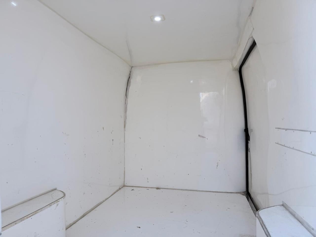 Peugeot Boxer 2.0HDI 130CV COIBENTAZIONE INTERNA 3POSTI